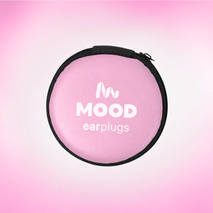 Estuche para transportar tapones para los oídos de color rosa